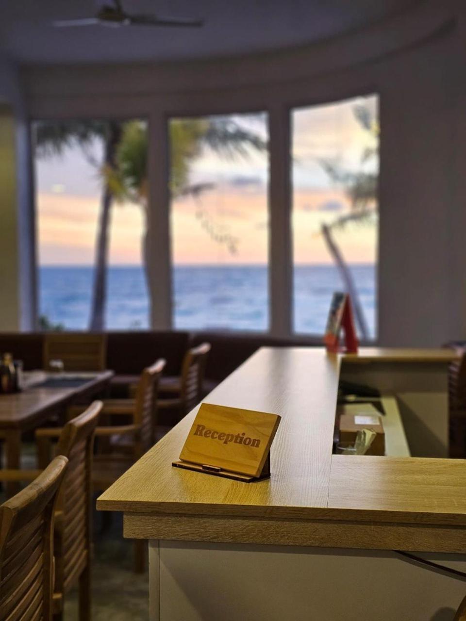 The Sunset Villa Dhiffushi Luaran gambar