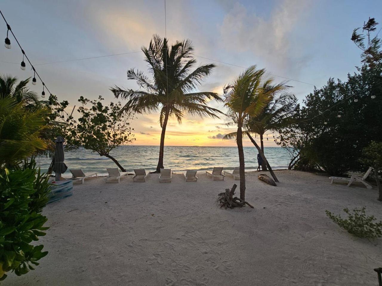The Sunset Villa Dhiffushi Luaran gambar