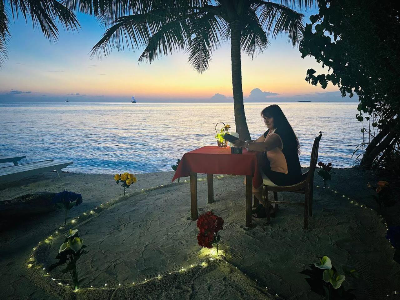 The Sunset Villa Dhiffushi Luaran gambar