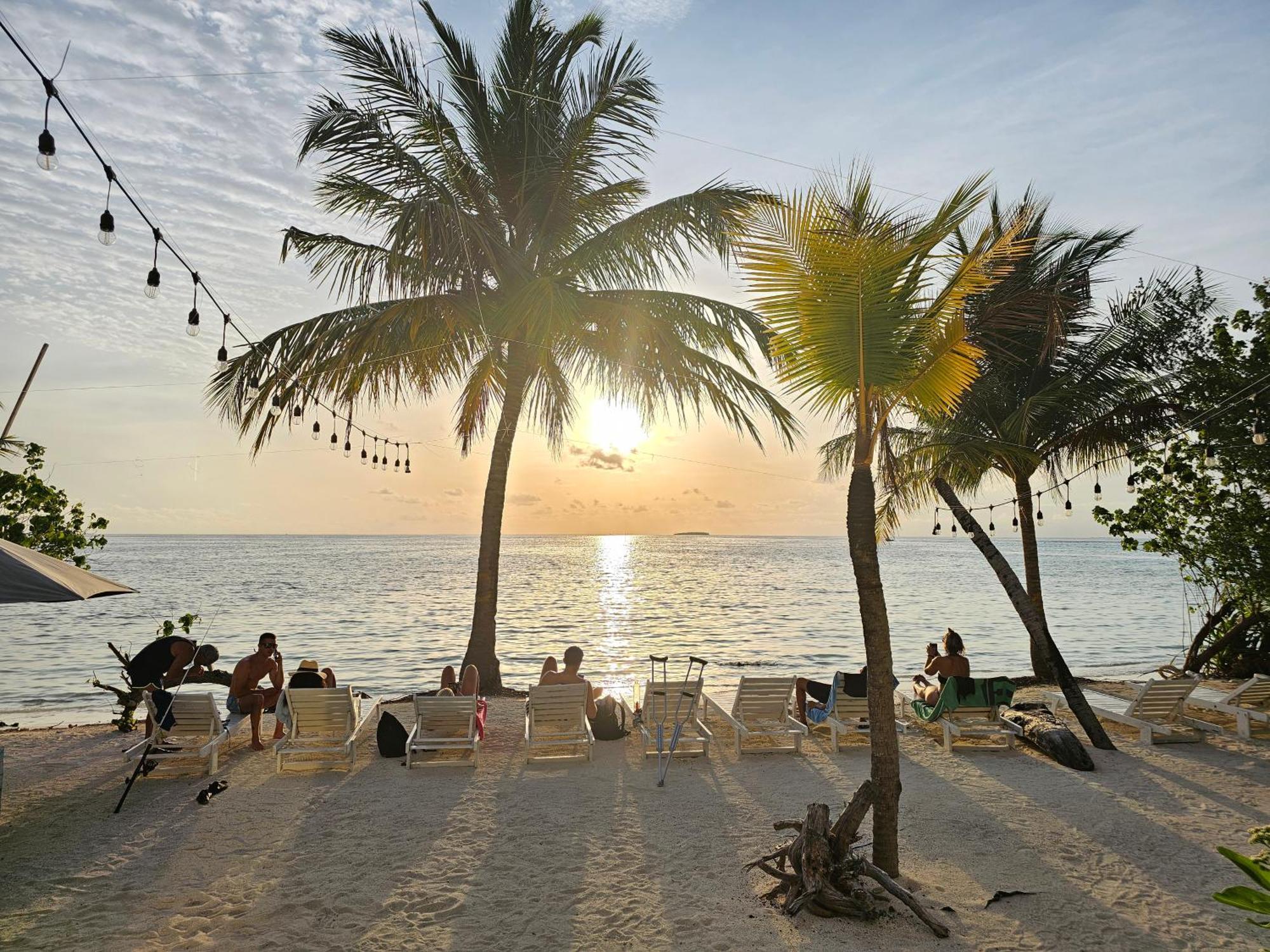 The Sunset Villa Dhiffushi Luaran gambar